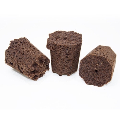 Tray with 104 sockets and peat blocks